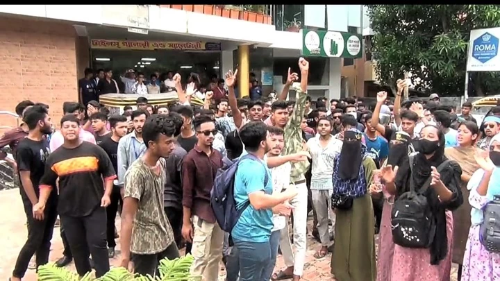 সাতক্ষীরায় পুলিশসহ আহত ১৩, আটক ১৫