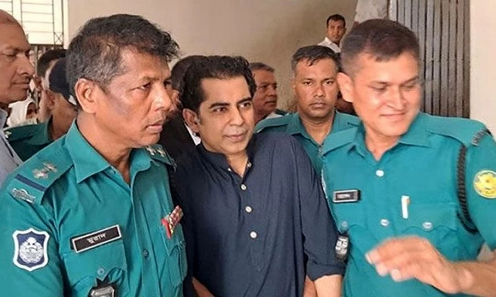 ৫ দিনের রিমান্ডে ব্যারিস্টার পার্থ