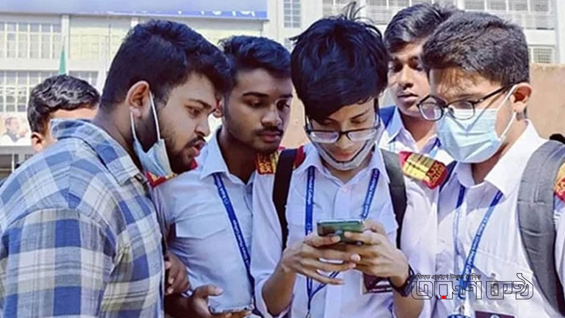 মানবিক বিভাগে ছেলেদের পাসের হারে বড় ধস, প্রতি ১০০ জনে ৫৯ জন অকৃতকার্য