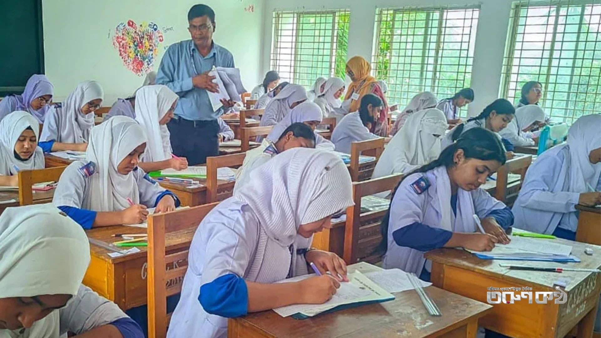 এসএসসি পরীক্ষার সময়সূচি সময়সূচি পেছানো হয়েছে, নতুন তারিখ ১৪ মার্চ